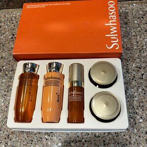 Sulwhasoo Concentrated Ginseng Anti-Aging Kit!!! NIB